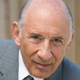 理查·波特諾 - 杏林血淚演員 飾演Dr. Debner