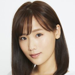 秋山ゆずき - 一屍到底演員 飾演Chinatsu