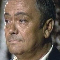 Emilio Rodríguez - The Two Parachutists演員 飾演Diego