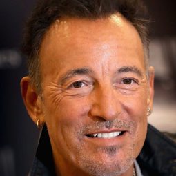 布魯斯·史普林斯汀 - Live From Bonnaroo 2009演員 飾演Self