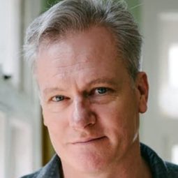 William McInnes 飾演 Narrator