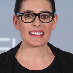 Neus Sanz 飾演 Inés