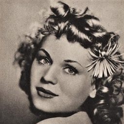 Luisella Beghi - 羅馬麗人演員 飾演Ines