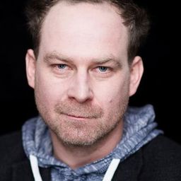 瑪爾欽·博丘克 飾演 Ignacy Kosecki