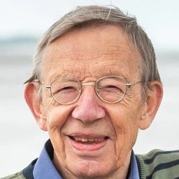 Hark Bohm 飾演 Konrads Vater