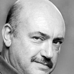 費德裏科·托瑞 - 教廷白煙演員 飾演Protodeacon Estevez