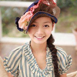 松元 環季 飾演 Young Miyoko Mangetsu (voice)