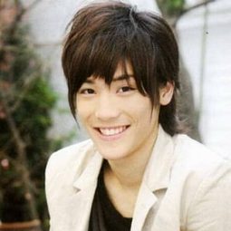 土屋シオン 飾演 JK