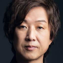 內田秀和 飾演 Hendrickson (voice)