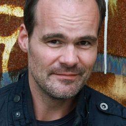 Yorck Dippe - 富貴逼東人演員 飾演Herbert Bahlow