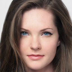 美瑾法希 - The Lost Valentine演員 飾演Young Caroline