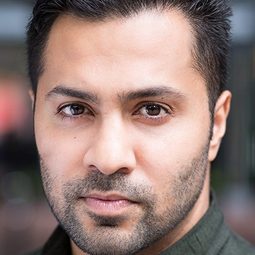 Sarwan Badesha 飾演 Technician #1