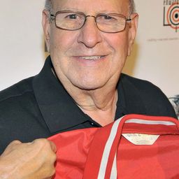 Joe Esposito - Elvis on Tour演員 飾演Self