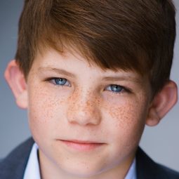 Blake Altounian - 公理演員 飾演Benjamin Trainer