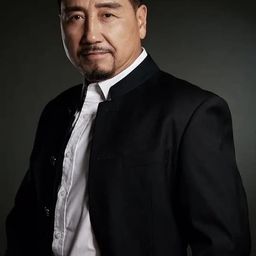 周舟 飾演 冯贵