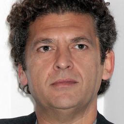 安東尼諾·布魯斯凱塔 - 我要得太多，你給得太少演員 飾演Domenico's brother