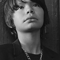 Phoenix Wilson 飾演 Six year old kid