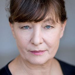 Béatrice Michel 飾演 L'antiquaire