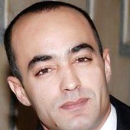 瓦勒·薩米 飾演 سامح خطيب أمل