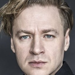 Aleksey Barabash - 創世紀演員 飾演Second Cavalier