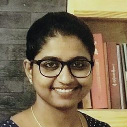 Unnimaya Prasad 飾演 Sisily