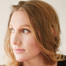 Bryerly Long - 歓待演員 飾演Annabelle