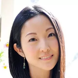 伊藤 靜 飾演 Manami Suda (voice)