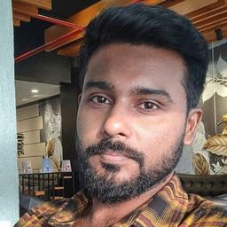 Sreejith Babu 飾演 Jithin