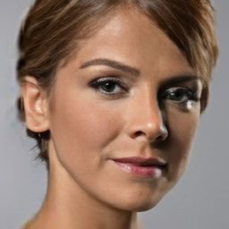 Ayşin Zeren - 最佳舞伴演員 飾演Büyük Yarışma Sunucusu