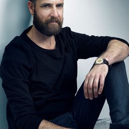 Andreas Kundler 飾演 Man in Store