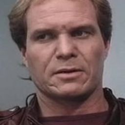 David James Campbell 飾演 Sarge