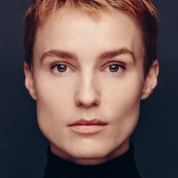 阿曼達科林 飾演 Maria