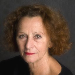 Elisabeth Rath - Heute heiratet mein Mann演員 飾演Erika Lünemann