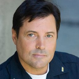 Jeff Rector 飾演 Wes Dugan