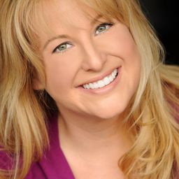 Jenifer Kaplan 飾演 Melanie / Cameron's Mom / Child Patrick / Monster #4 / Monster #13 (voice)