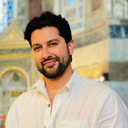 Aftab Shivdasani 飾演 