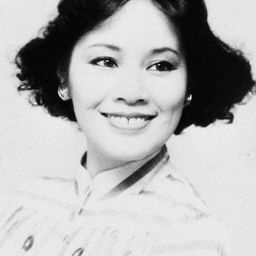 Mari Yoshimura 飾演 Tamae