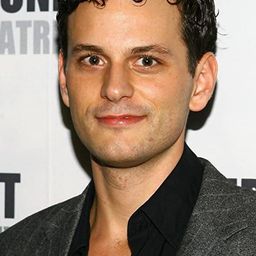 Wayne Wilcox - 跟蹤大明星演員 飾演Hunky Actor