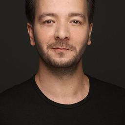 Arin Kusaksizoglu - Inflame演員 飾演Deniz