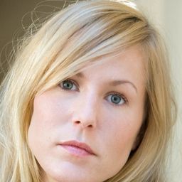 哈德薇奇·米妮絲 飾演 Els