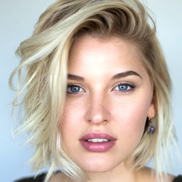 Sarah Grey - Wedding March 2: Resorting to Love演員 飾演Julie Turner