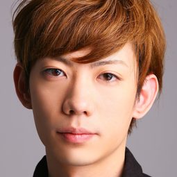 濱野大輝 飾演 Osamu Asada (voice)