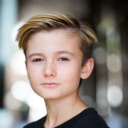 Walker Mintz 飾演 Jamie