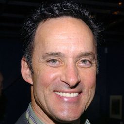 Mike Gabriel - 風中奇緣導演