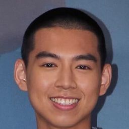 楊宗樺 飾演 Yun's classmate