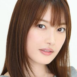 中山絵梨奈 飾演 Ogino