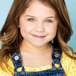 派柏·布朗 飾演 Annalee