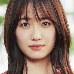 工藤 遙 飾演 Reina Kashiwagi