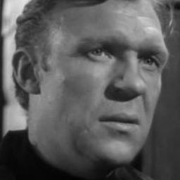 Shay Gorman 飾演 Keir