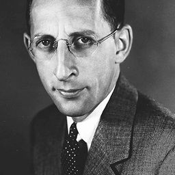 Charles Lane 飾演 Judge Warner